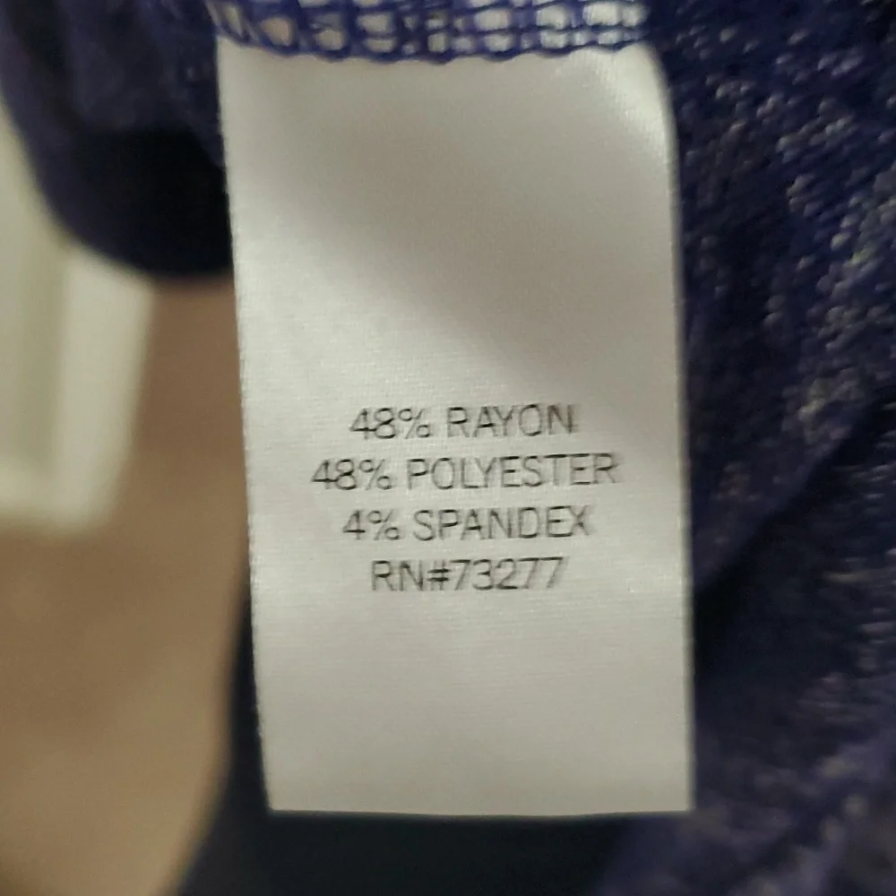 Apt.9 M marled blue and grey cold shoulder cozy knit medium weight top - Picture 6 of 7